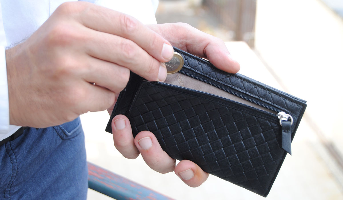 vertical men's wallet